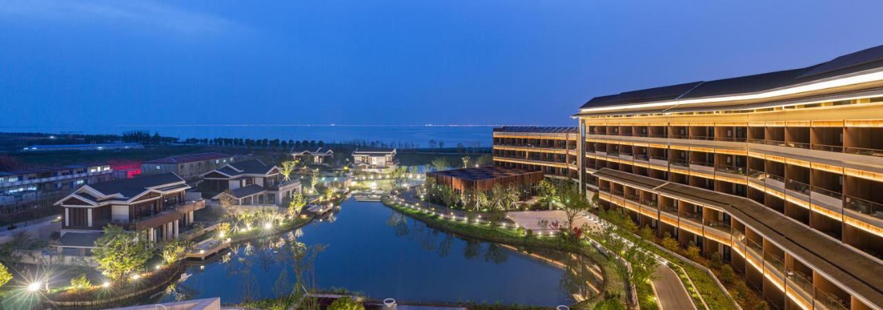 Hualuxe Suzhou Bay Hot Spring Resort Exterior foto