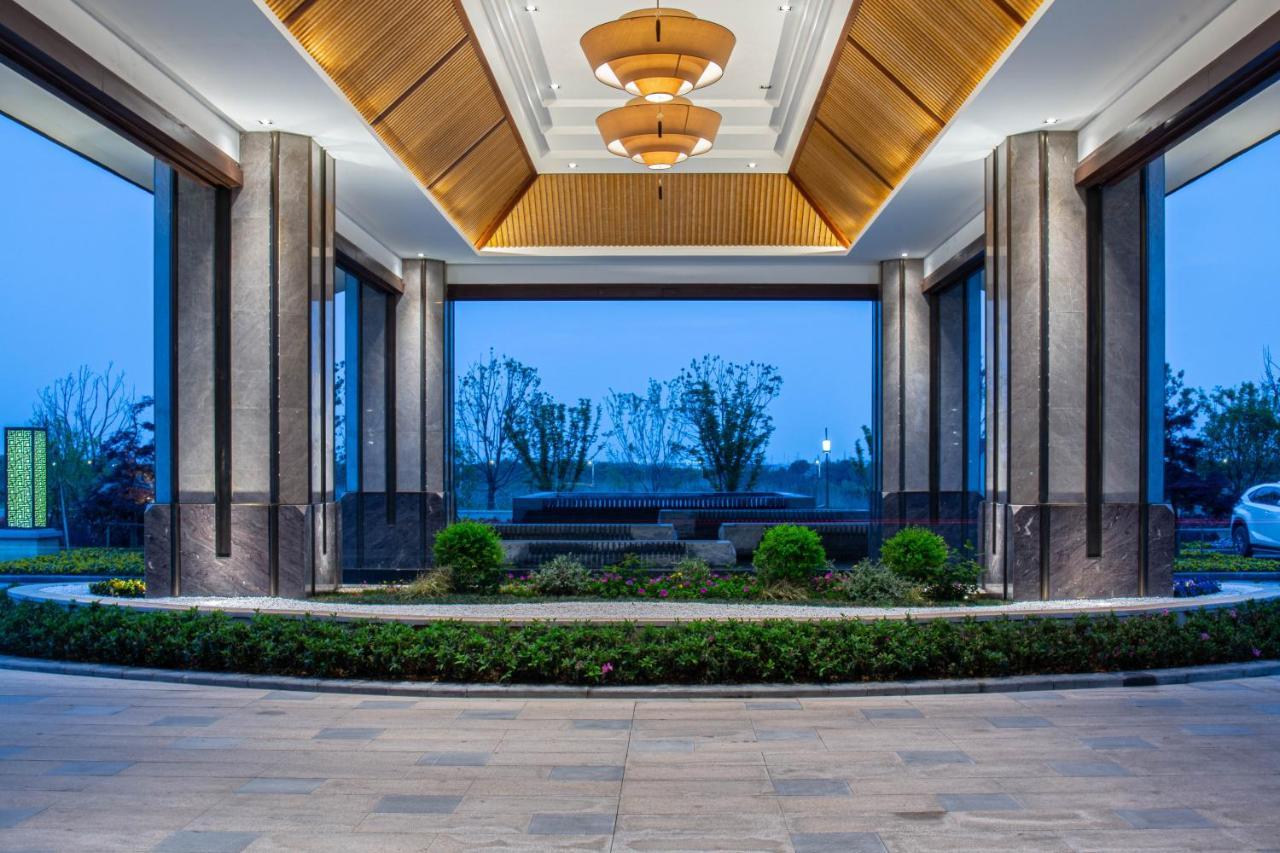 Hualuxe Suzhou Bay Hot Spring Resort Exterior foto